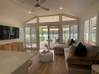 Private modern waterfront cabin – Hawkesbury River