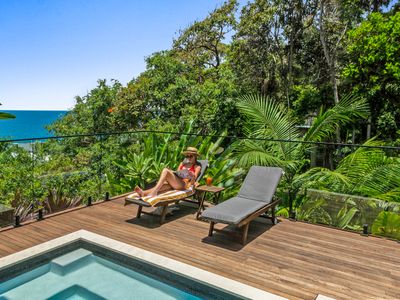 Pet Friendly Beach House Heated Pool & Ocean views