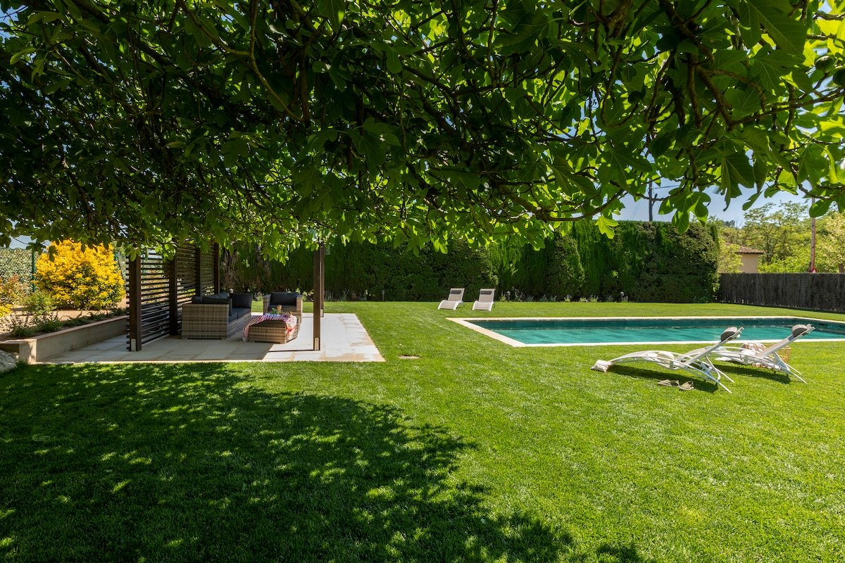 Can Cristus, casa con piscina en Monells gallery image 5