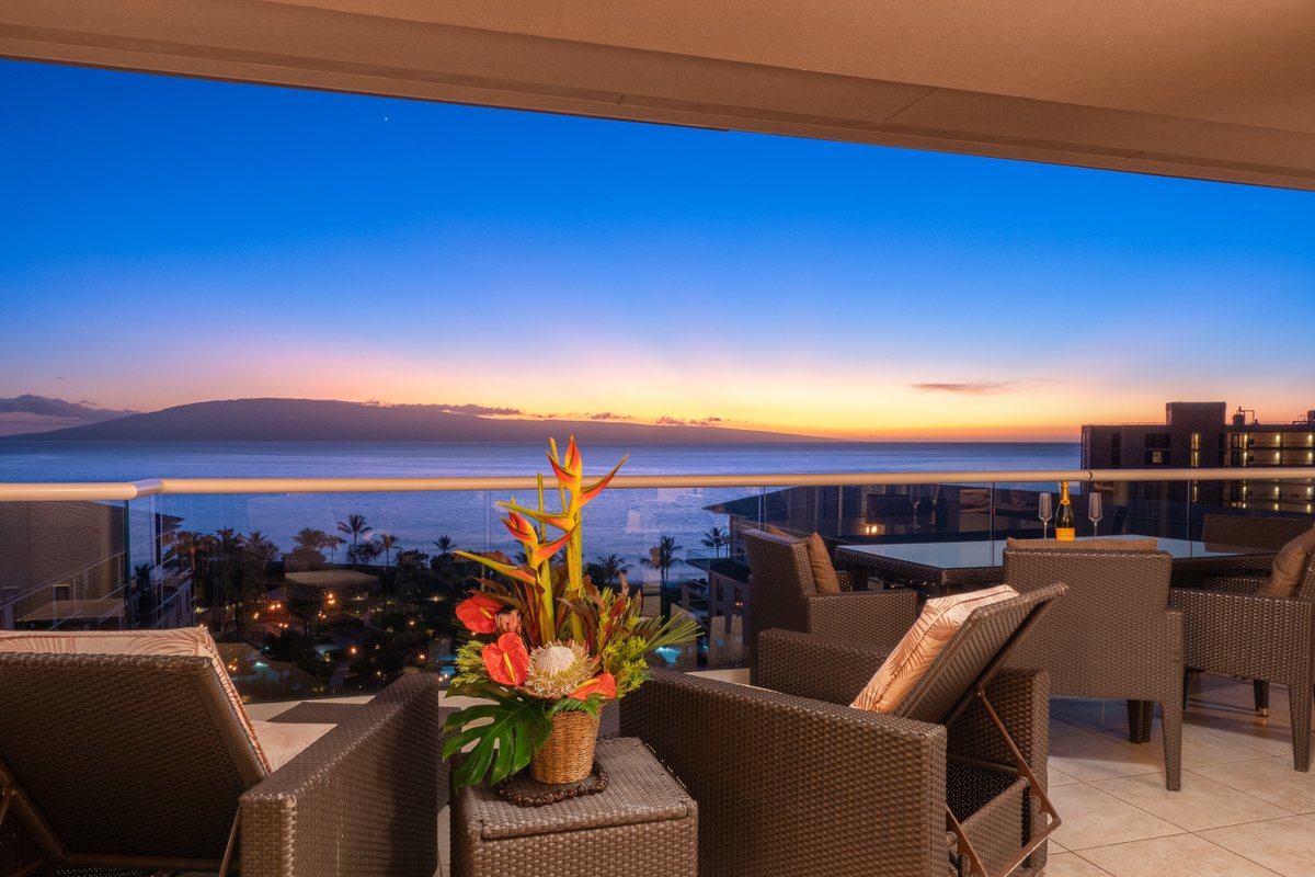 Penthouse Suite w/ Lanai & Grill Honua Kai K1025