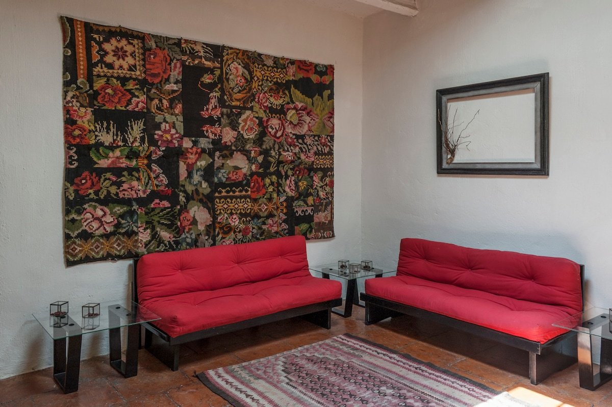 Casa de Barro. Beautiful Old Mexican House gallery image 5