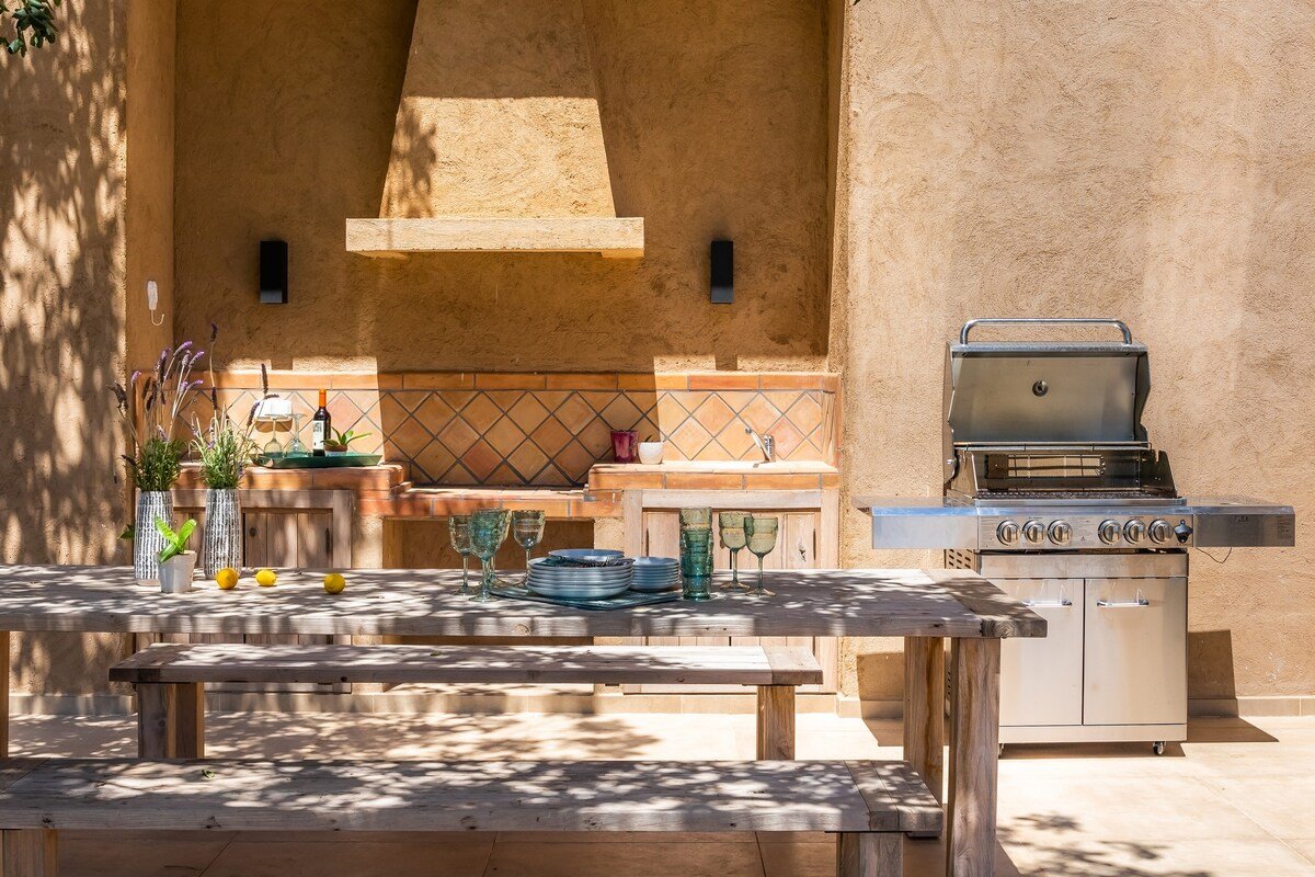 Beautiful modern Country Villa for families gallery image 4