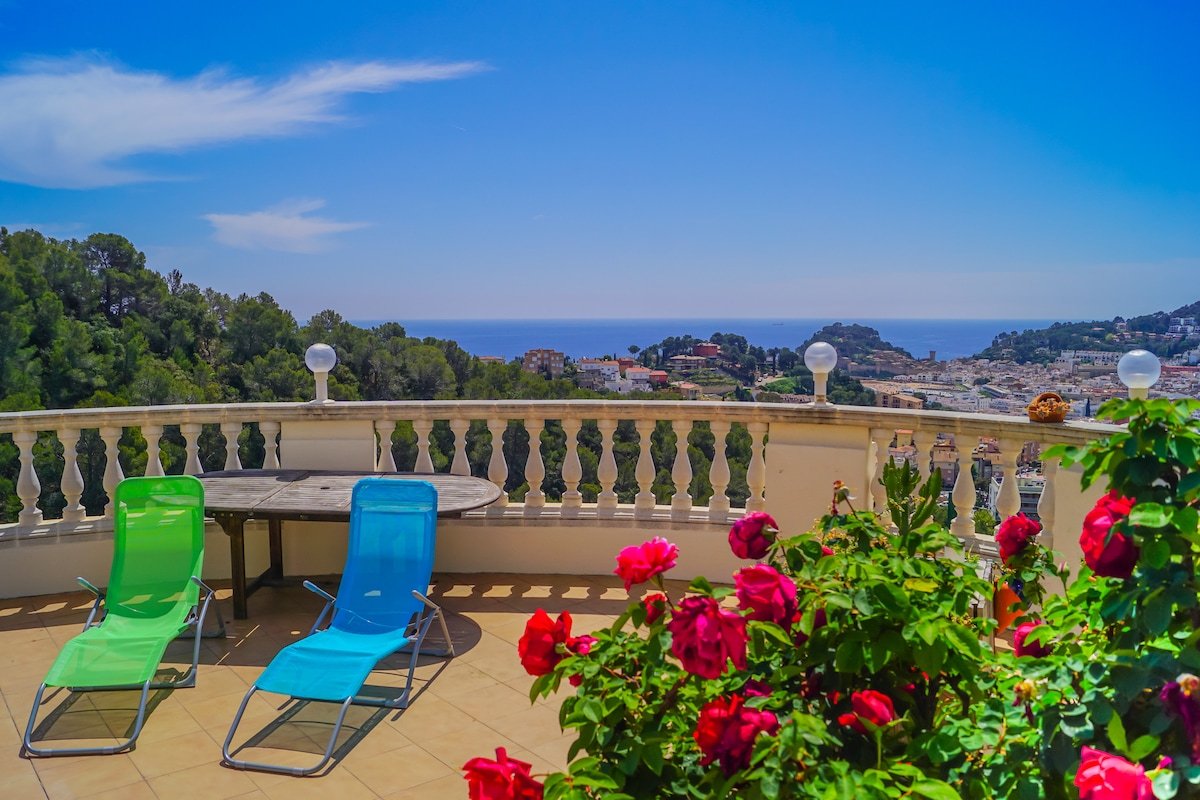 YourHouseInSpain-Villa mit Blick auf ganz Tossa gallery image 3