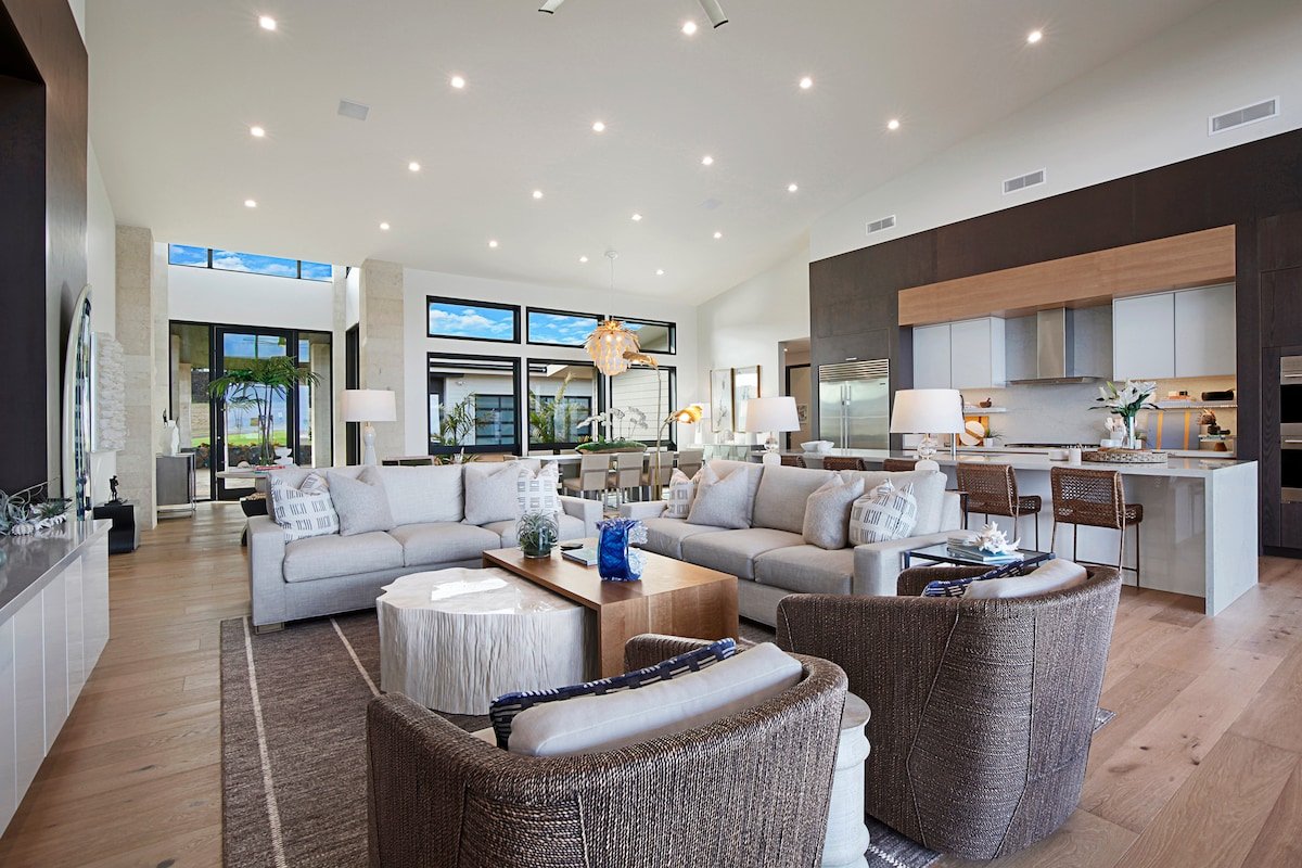 Hale Mahina Hou: Luxury Oasis w/Ocean View + Pool gallery image 4