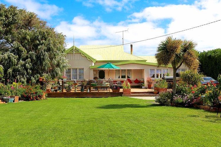 Green Ponds Guest House & Suite (Both : Group)