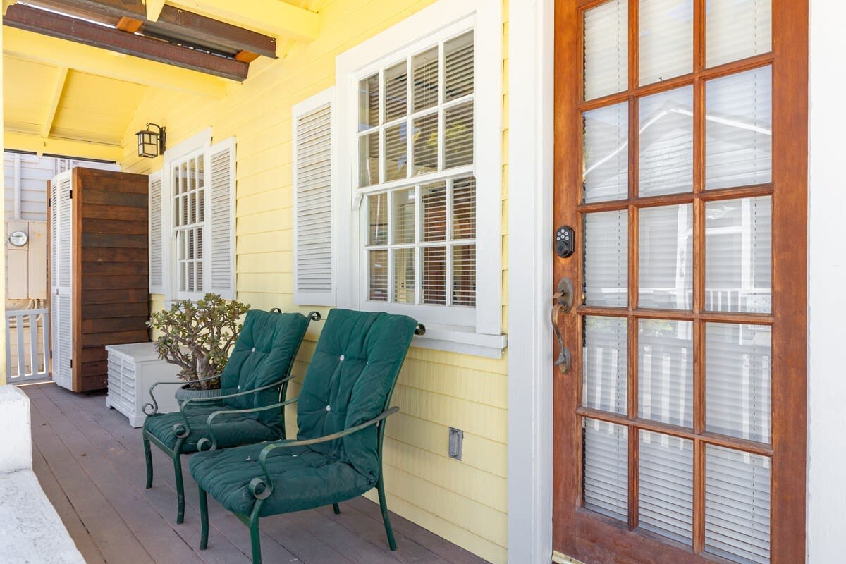 Bridgeport Bungalow on the River gallery image 4