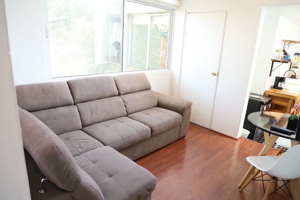 Casa y estudio. gallery image 4