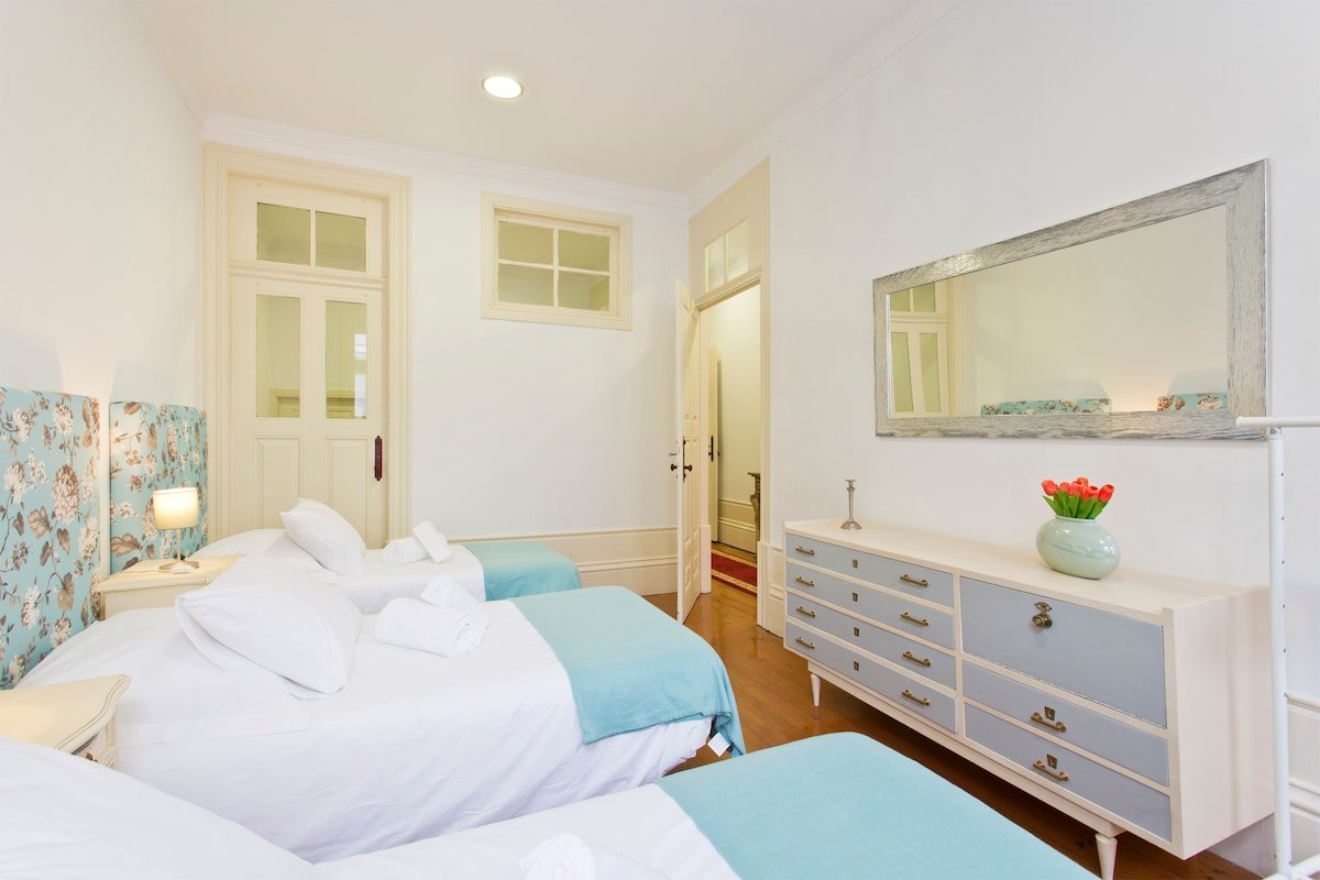 Casa Portugueza Experience-10/12 People gallery image 4