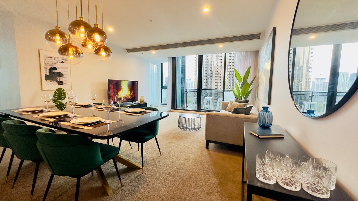 Stylish Southbank apartment + Free Parking x2 gallery image 5