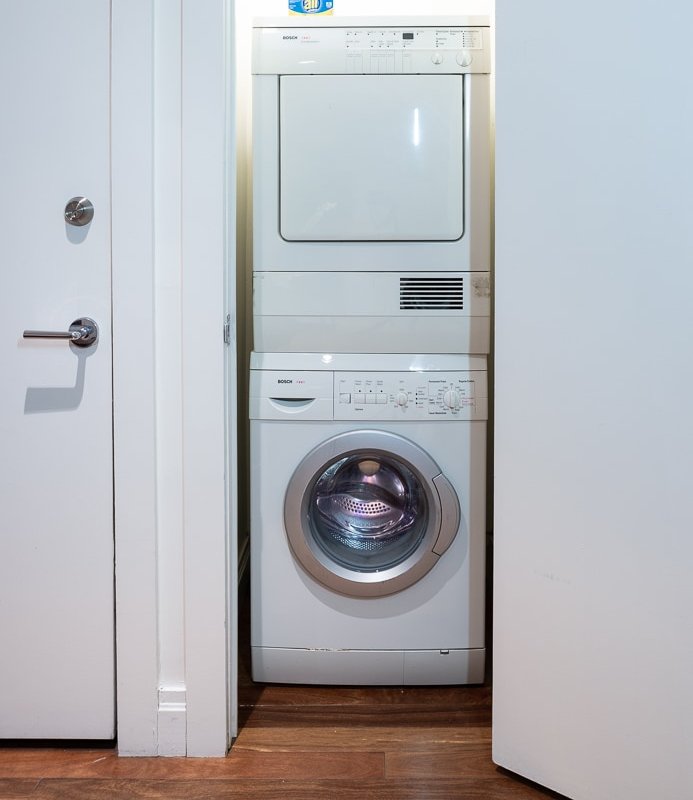 AKA Times Square – 2BDJR – Washer/Dryer, Kitchen gallery image 5
