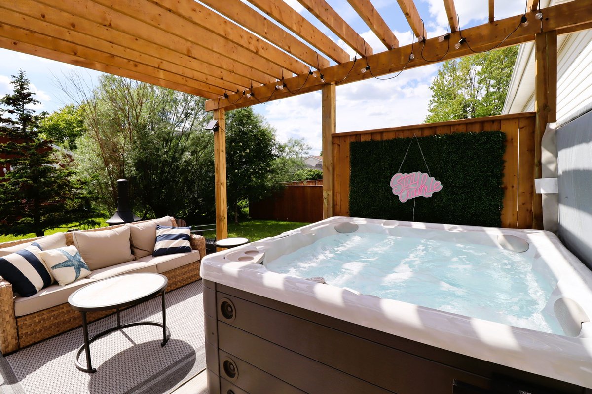 Parlee Beach |DogFriendly| Hot Tub | BBQ | Firepit