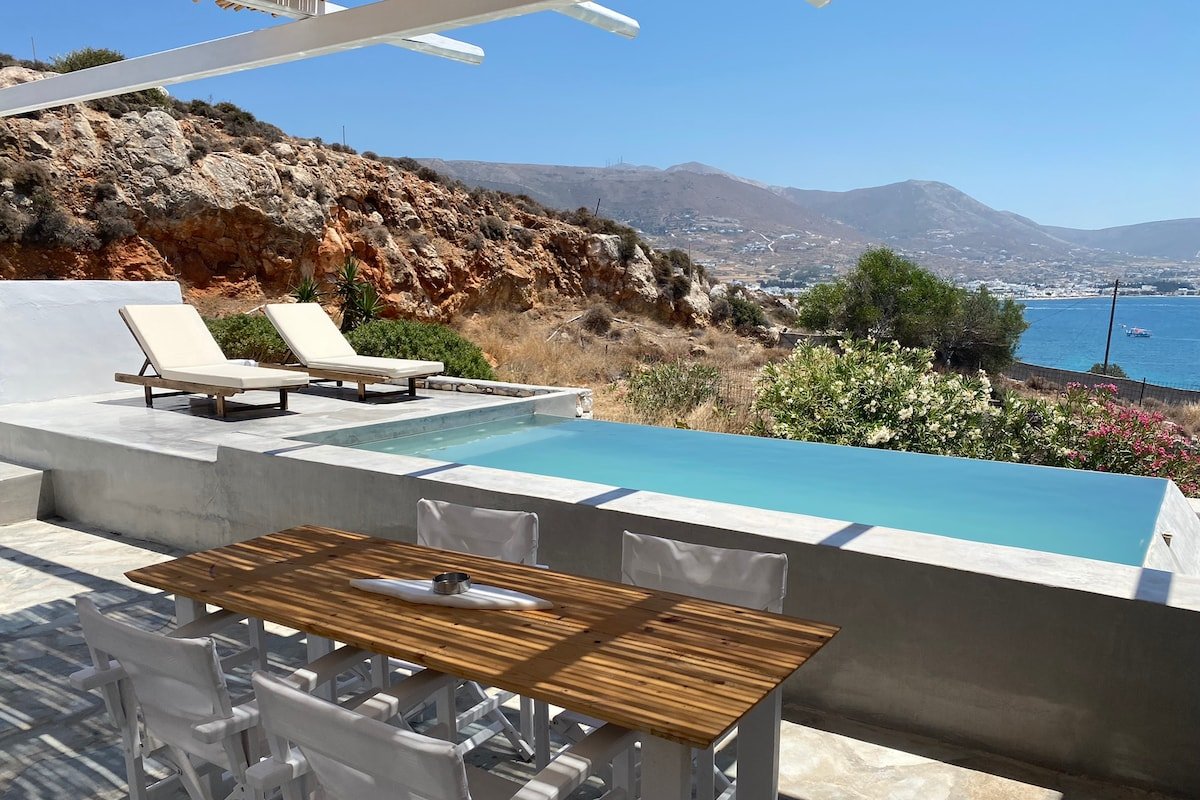 Krios Luxury Suites ~ Gold gallery image 5