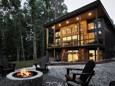 Zoka | Luxe Modern Cabin Near Clemson w/ Hot Tub