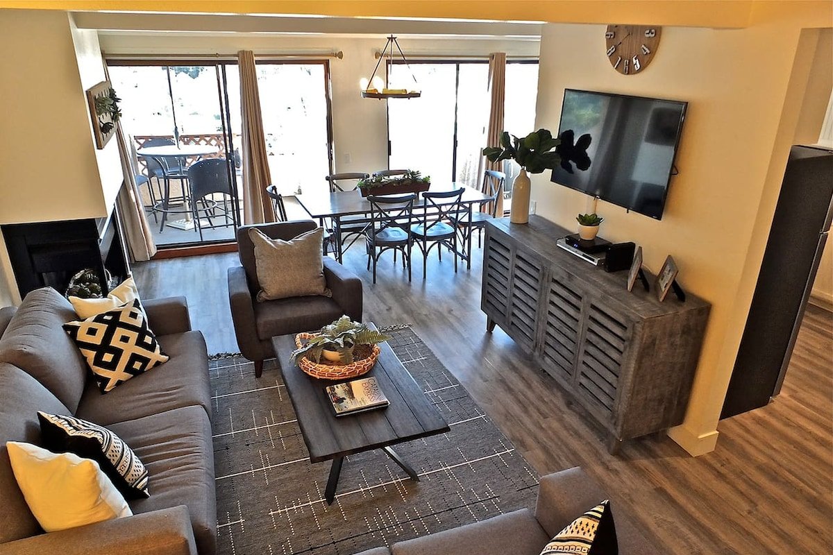 Beautiful Multi-Unit Paradise Retreats B37 and B45 gallery image 5