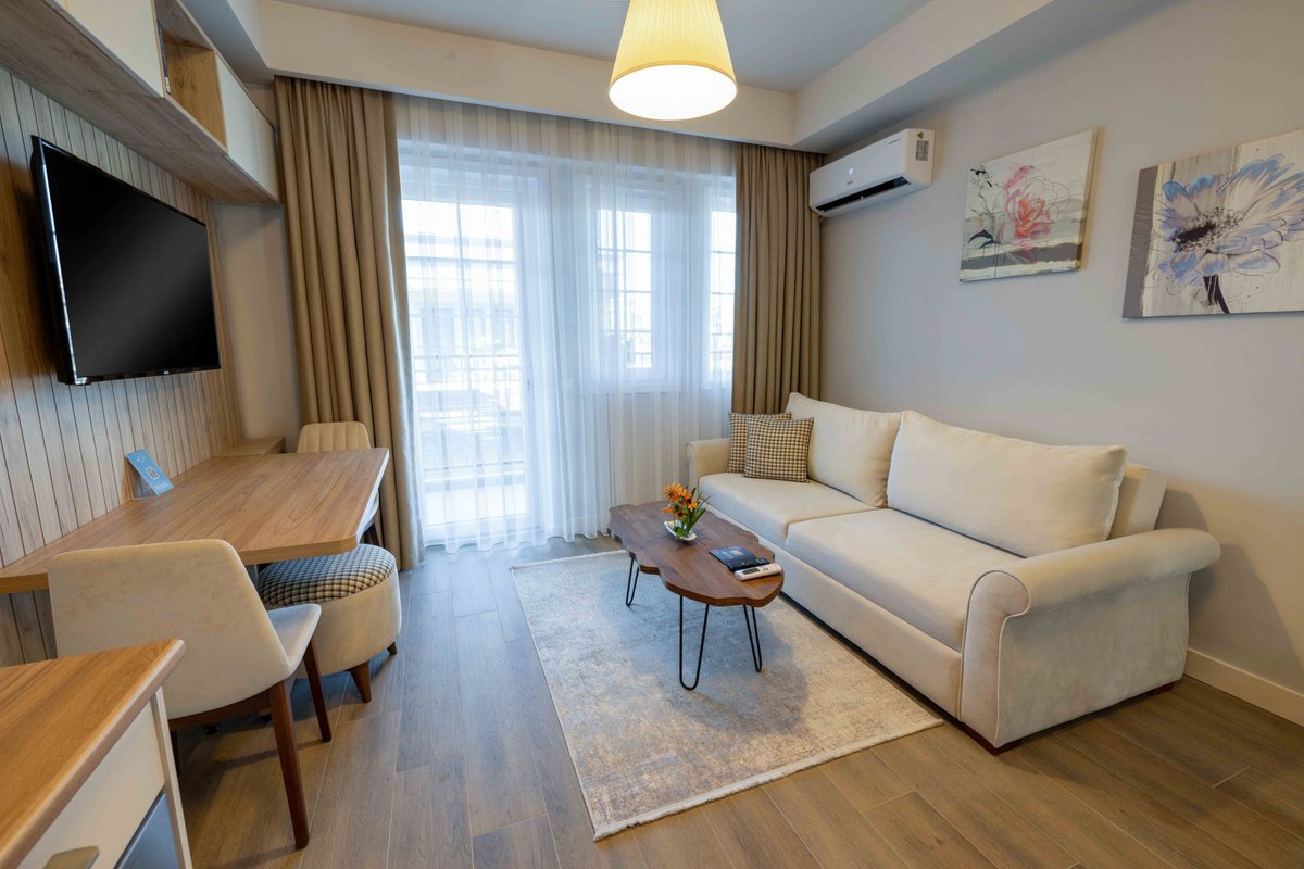 Van 05 / Superior 2+1 Room