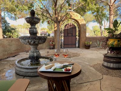 Desert Rose: Spacious, Unique, Clean, Relaxing