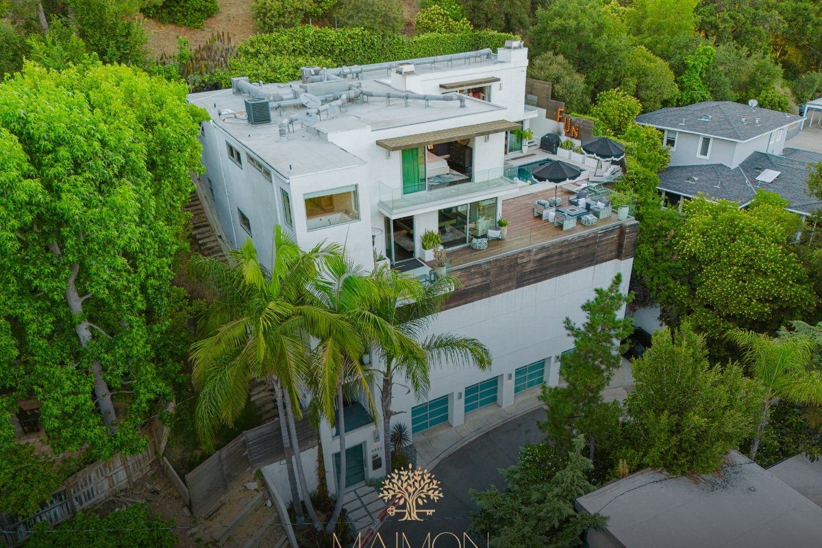 Modern Hilltop Haven Minutes from Sunset Blvd gallery image 2