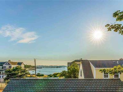 Beautiful house with roof deck fantastic location!