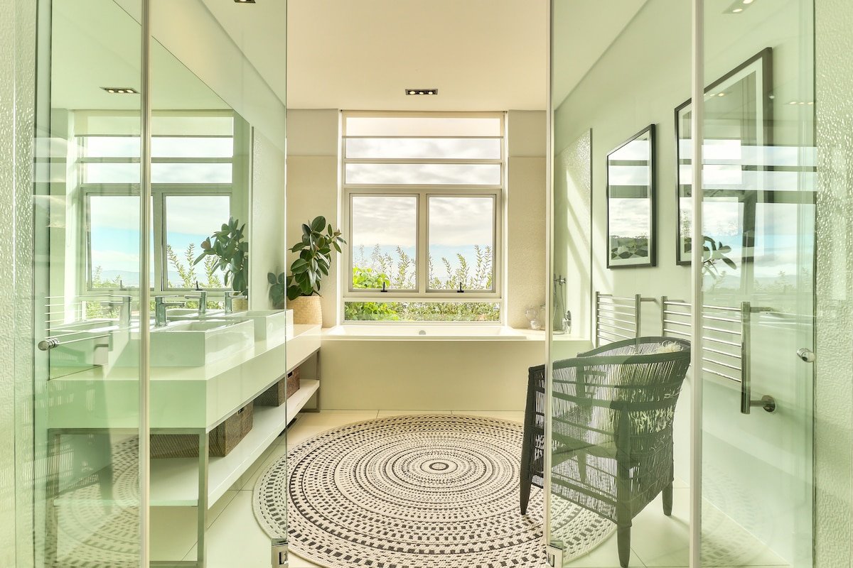 Phezulu gallery image 2