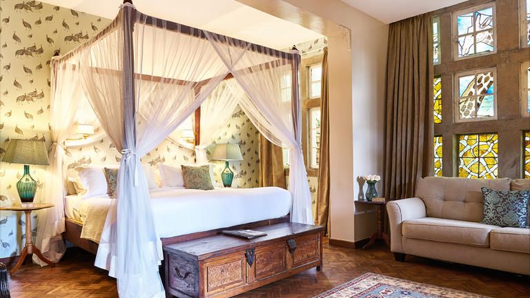 Giraffe Manor EDD SUPERIOR ROOM
