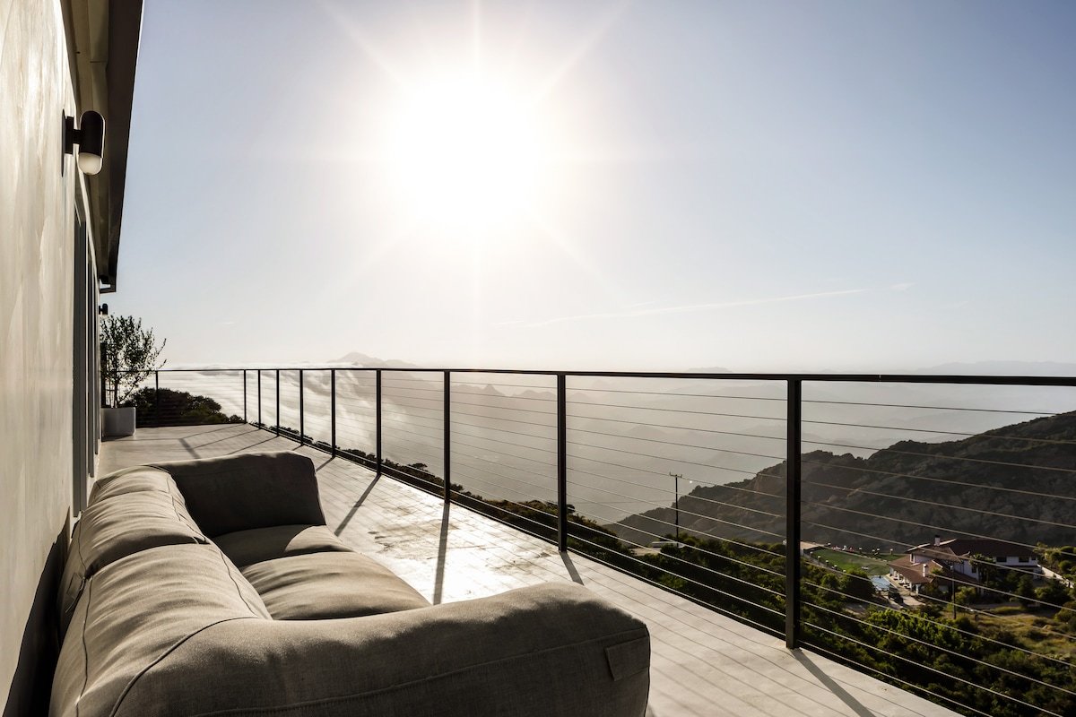 The Malibu Summit Sanctuary gallery image 5