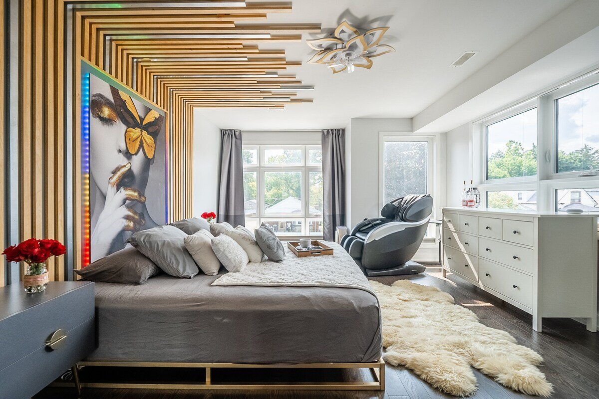 3-Storey 3 Beds 3 Baths Detached Home w/2 outdoors gallery image 4