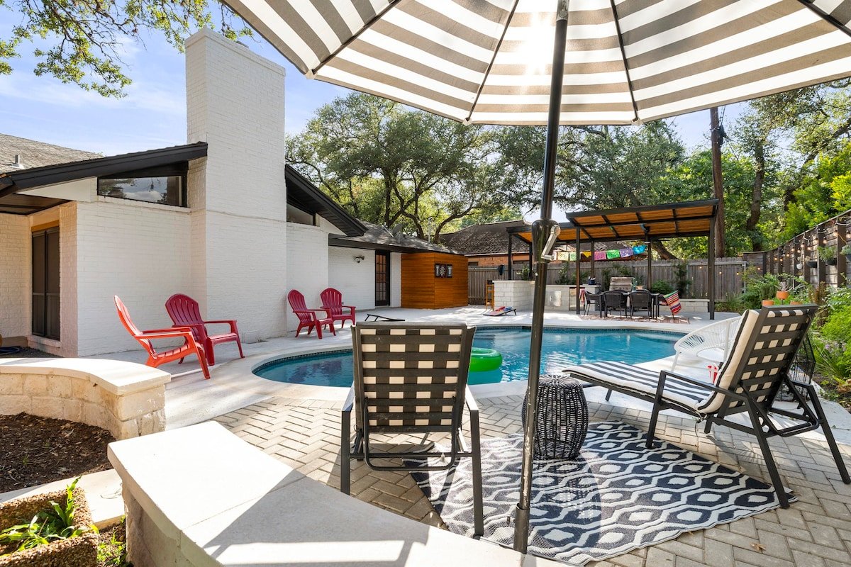 The Plant Lady’s Pool Pad (heated pool option!) gallery image 5