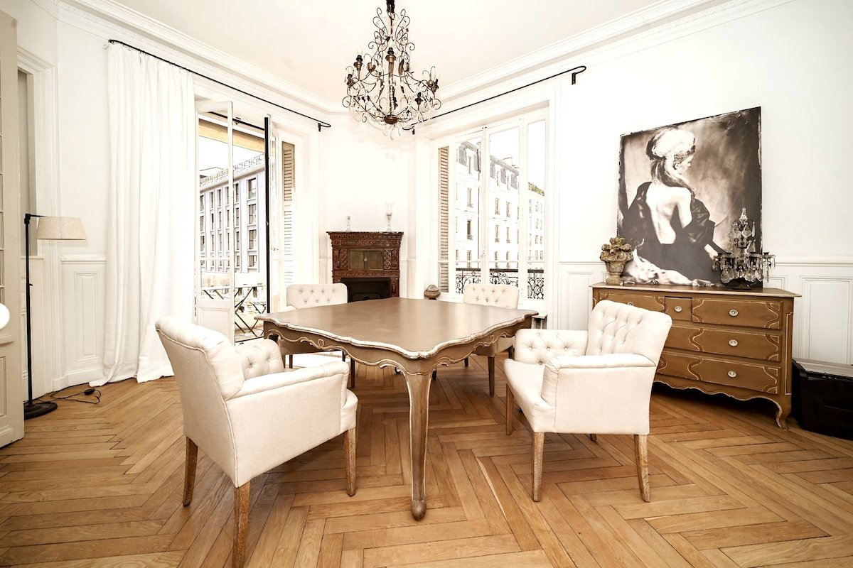 Élégant appartement haussmanien *centre Lyon*4star gallery image 2
