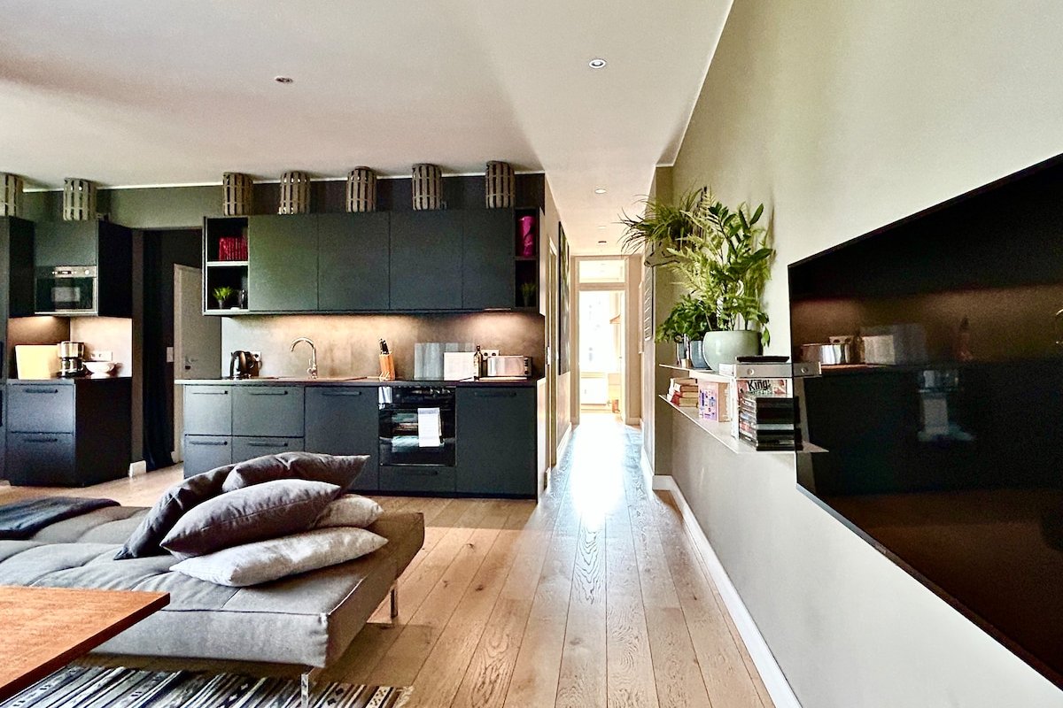 FAB Flat for 6 in Neukölln/ 3BR / 2Bath. gallery image 4