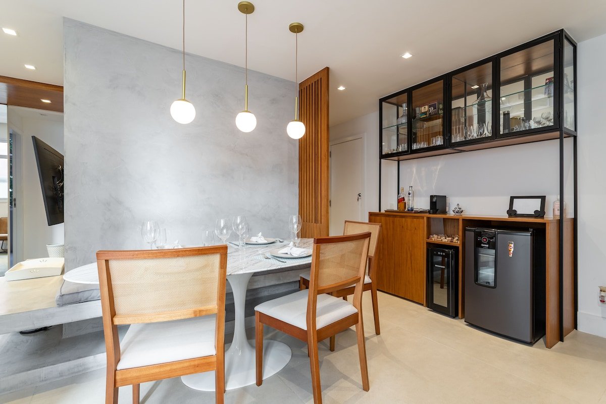 Luxo e aconchego no melhor ponto de Ipanema gallery image 2