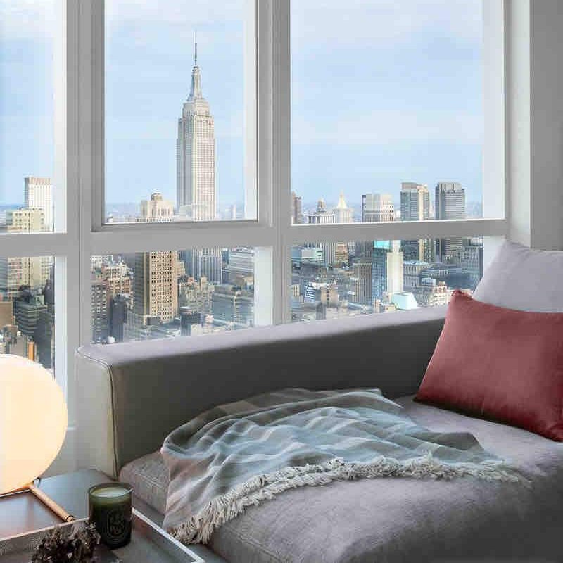 Luxury living XL spacious condo. Magnificent views gallery image 3