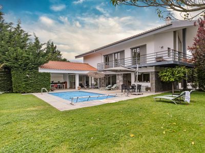 Equinox: Elegant w/pool next to golf & Sintra