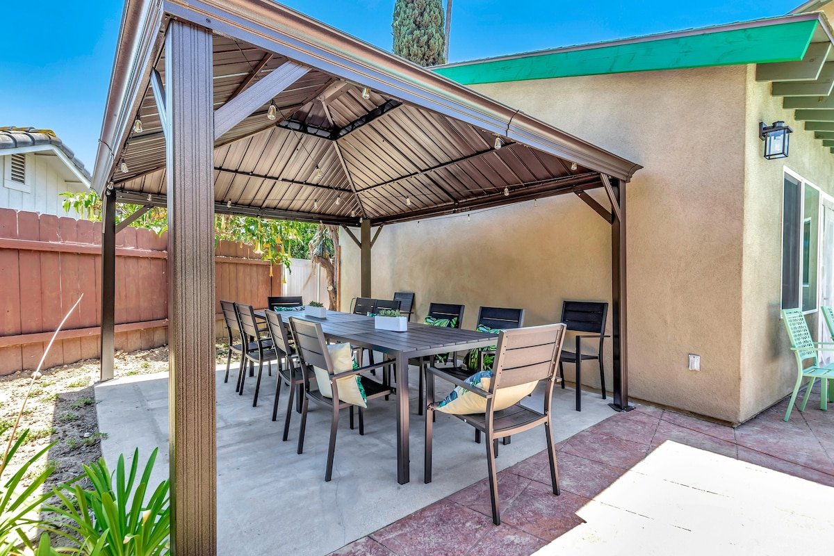 *Tropical Bliss – Heated Spa/Games/12 min to dwtn gallery image 5