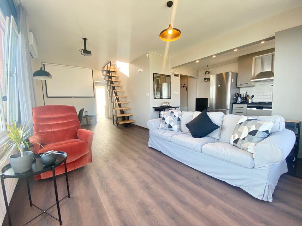 Duplex apartment with magnificent view in Cihangir gallery image 4