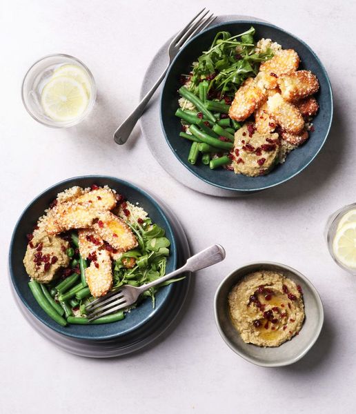 Photo of Quinoa-Crusted Halloumi Salad