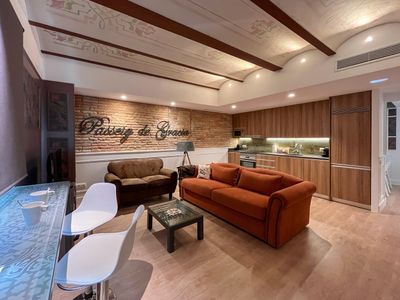 Passeig de Gracia by Enjoybcn