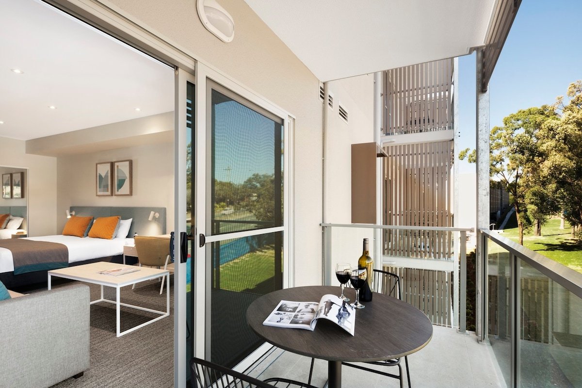 Three Bedroom Apartment – Flexible Bedding Options gallery image 4