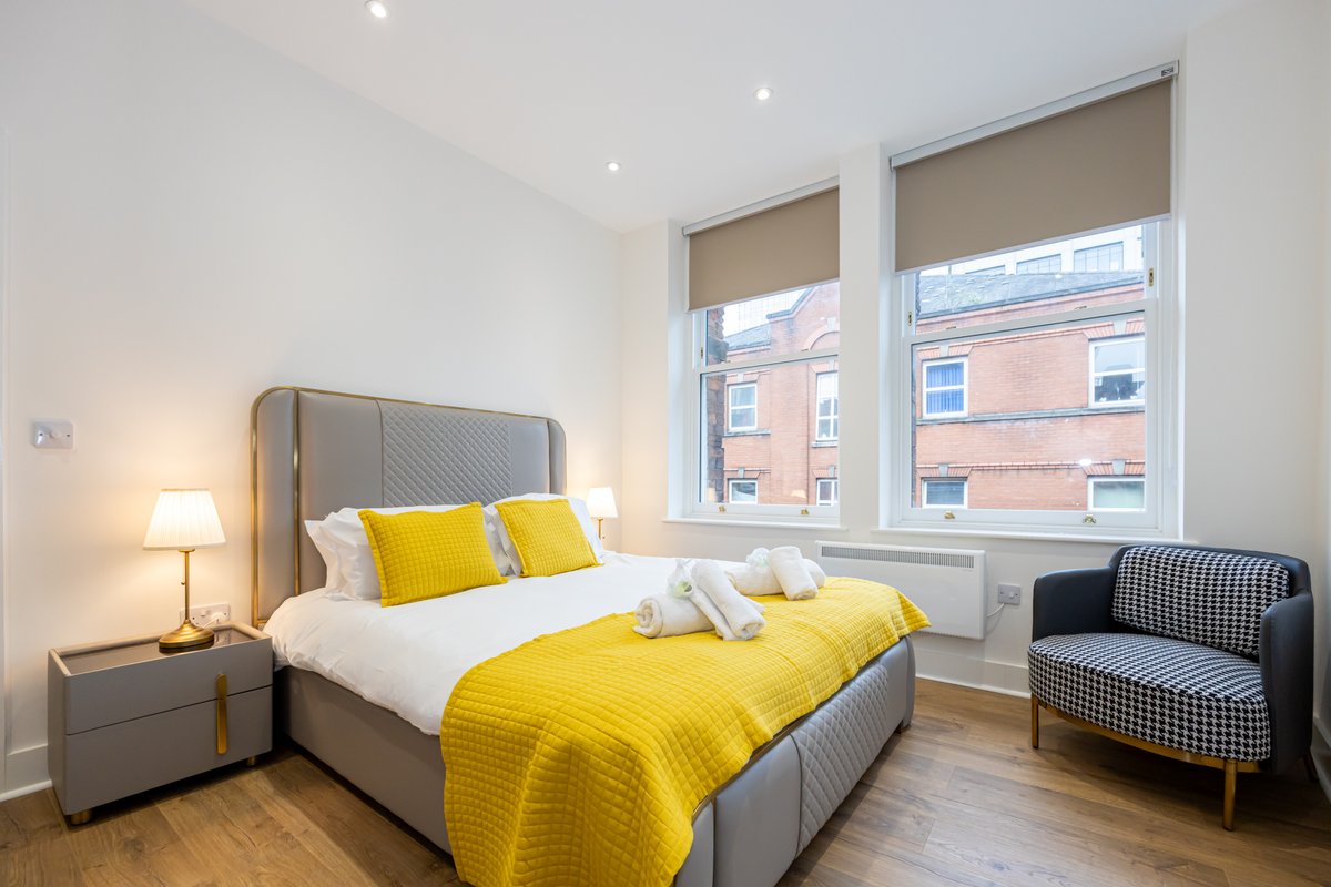 Superb 2BD Apartment in China Town