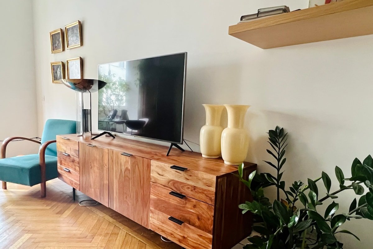 Milano Center Best Design gallery image 2