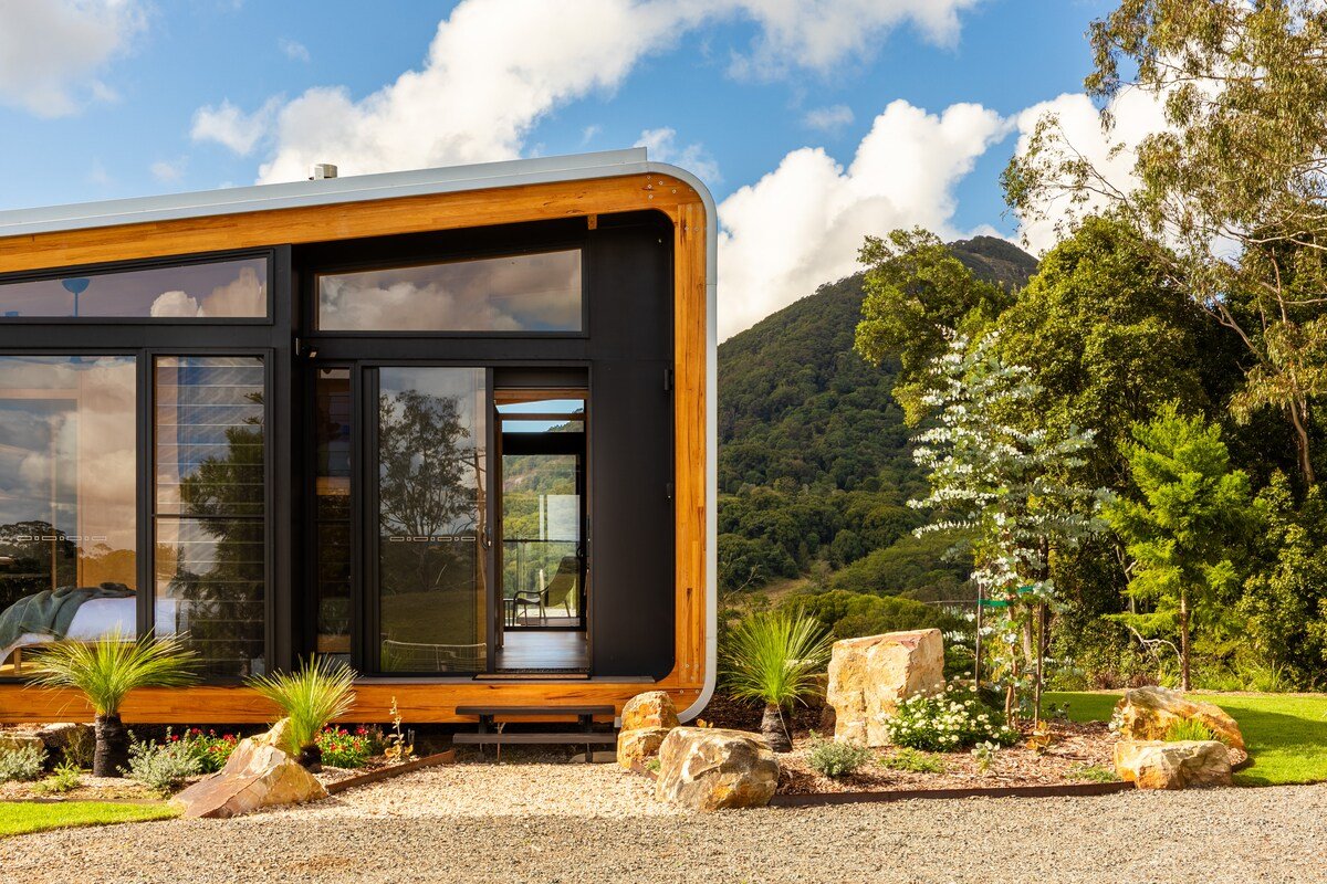 Noosa Hinterland Luxury Retreat gallery image 5