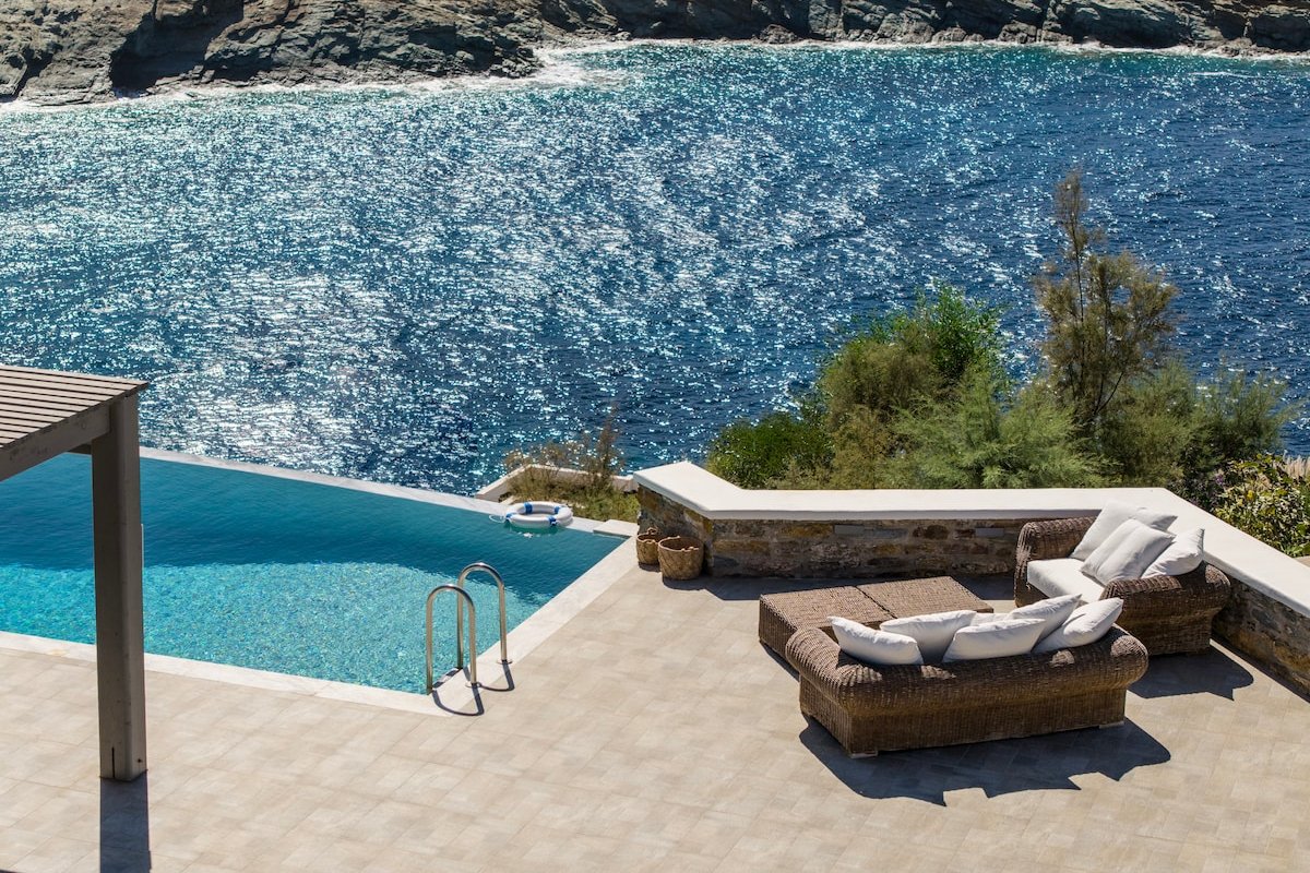 Villa Glaronisi Kea gallery image 2