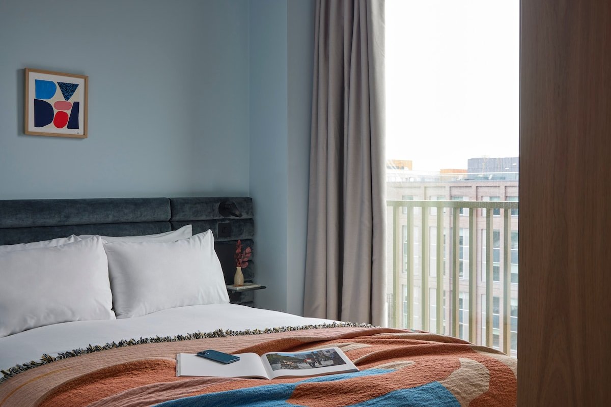 2 Bedroom Beckett Suite at Beckett Locke gallery image 4