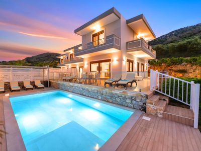 Sunlight Maxima Villa Heated Pools