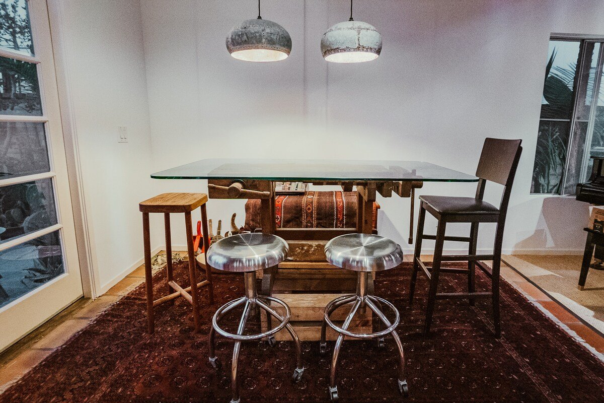 Venice Beach House walk to Abbott Kinney & Beach gallery image 4