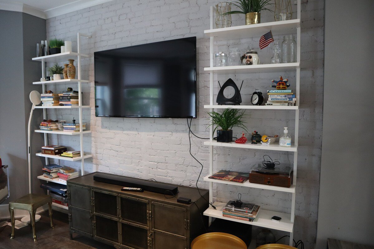 3Bed 2.5Bath Downtown DC’s Best Near Everything gallery image 5