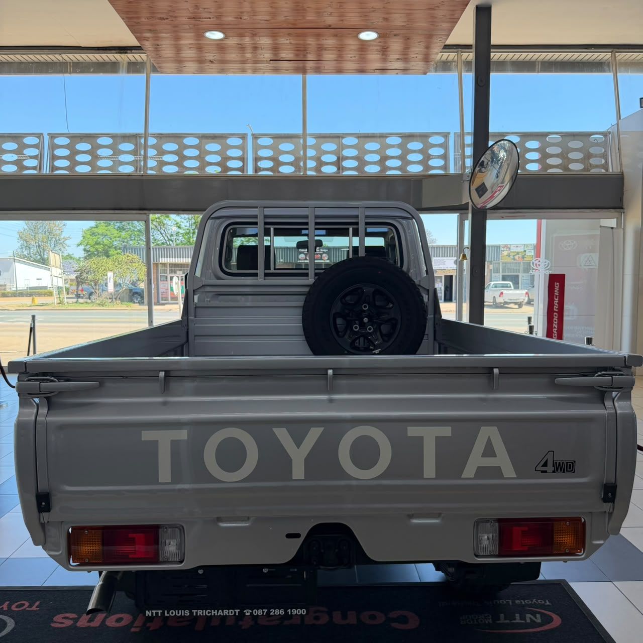 Used car gallery