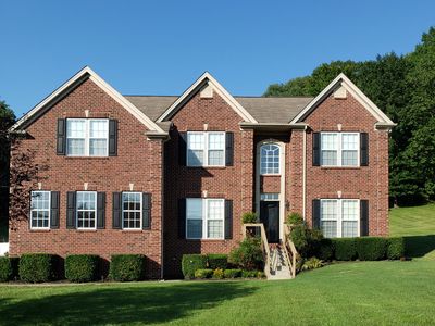Home Away from Home (w/Theater Room, Pool & Spa)