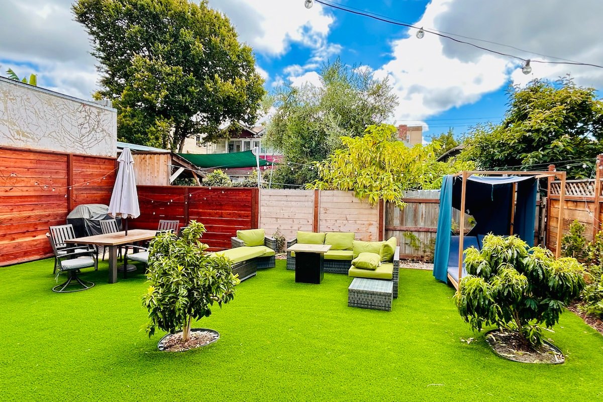 Spacious & Luxurious Home near UC Berkeley gallery image 3