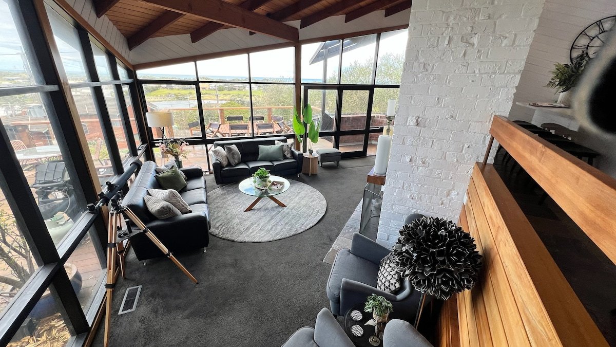 Ocean Grove Large Home Getaway with Ocean Views gallery image 3