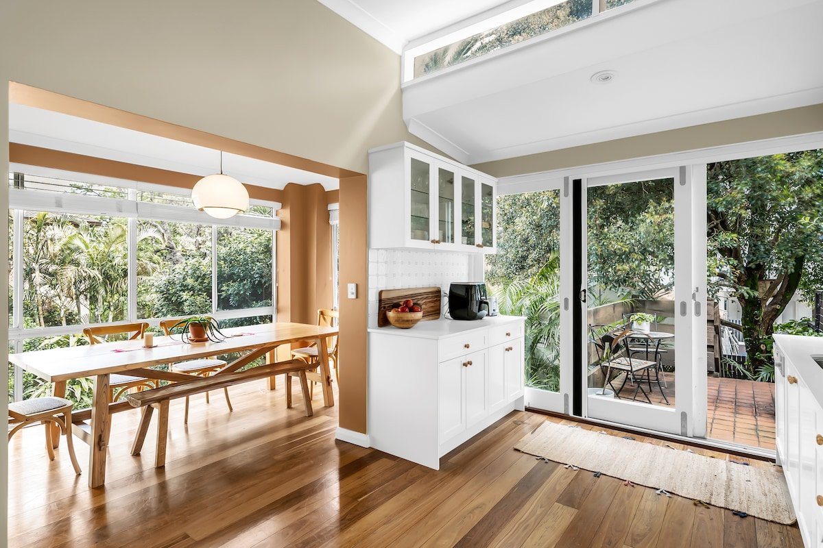 Quiet Bondi Oasis- 3 minute walk to sand gallery image 4